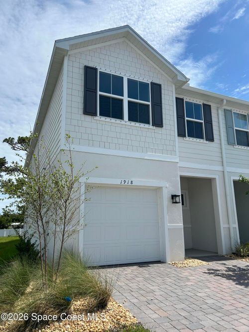 1918 Kendall Pointe Pl, Melbourne, FL, 32935-5858 | Card Image