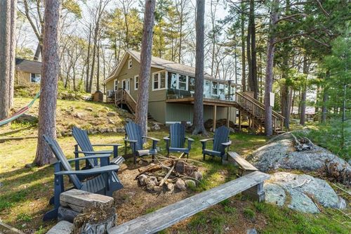 99 Bala Park Island, Bala, ON, P0C1A0 | Card Image