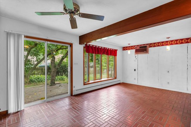 1519 W Charles St, House other with 3 bedrooms, 1 bathrooms and 1 parking in Champaign IL | Image 7