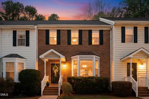 4 Duke Of Gloucester Cir, Durham, NC, 27713-8162 | Card Image
