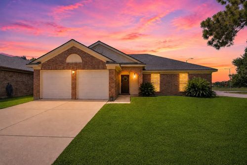 4402 Leyland Dr, Pearland, TX, 77584-4928 | Card Image
