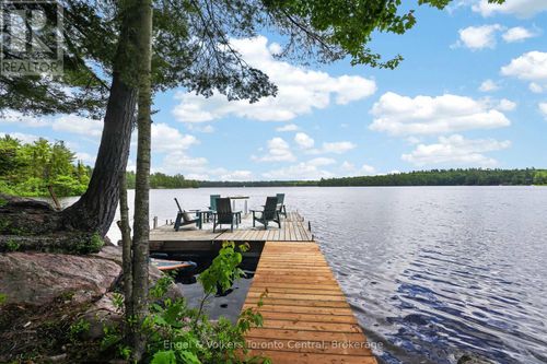 32 Channelview Rd, Seguin, ON, P2A0B6 | Card Image