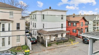 38 E Dover Street, Home with 11 bedrooms, 3 bathrooms and 3 parking in Waterbury CT | Image 1