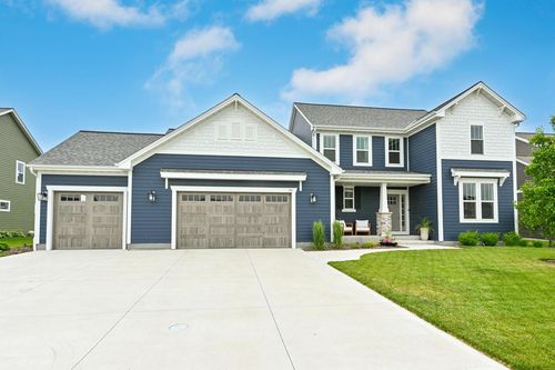 185 Candleberry Ln, Grafton, WI, 53024-9406 | Card Image