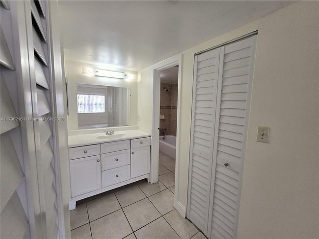 APT-9-1B - 4334 9 Th Ave, Condo with 1 bedrooms, 2 bathrooms and null parking in Deerfield Beach FL | Image 10