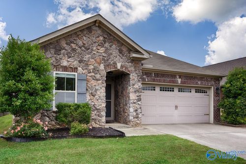 602 Cove Water Ln Nw, Madison, AL, 35757-7952 | Card Image
