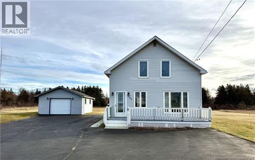 529 Rue Acadie, Grande Anse, NB, E8N1E7 | Card Image