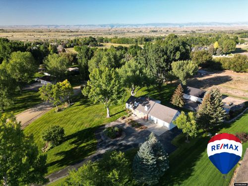 460 Country Club Dr, Riverton, WY, 82501-6227 | Card Image