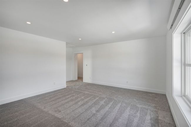 Torrey Model Home Photos. Same model home by same builder. | Image 25