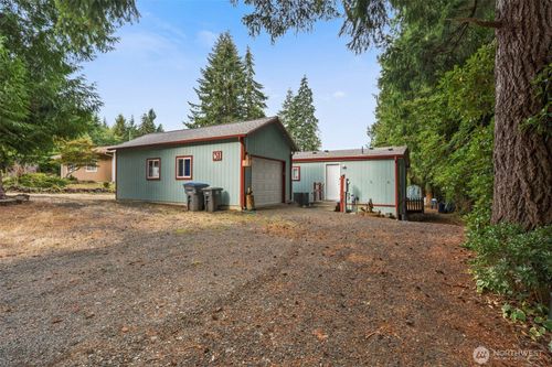 31 Se Cabana Ave, Shelton, WA, 98584-9209 | Card Image