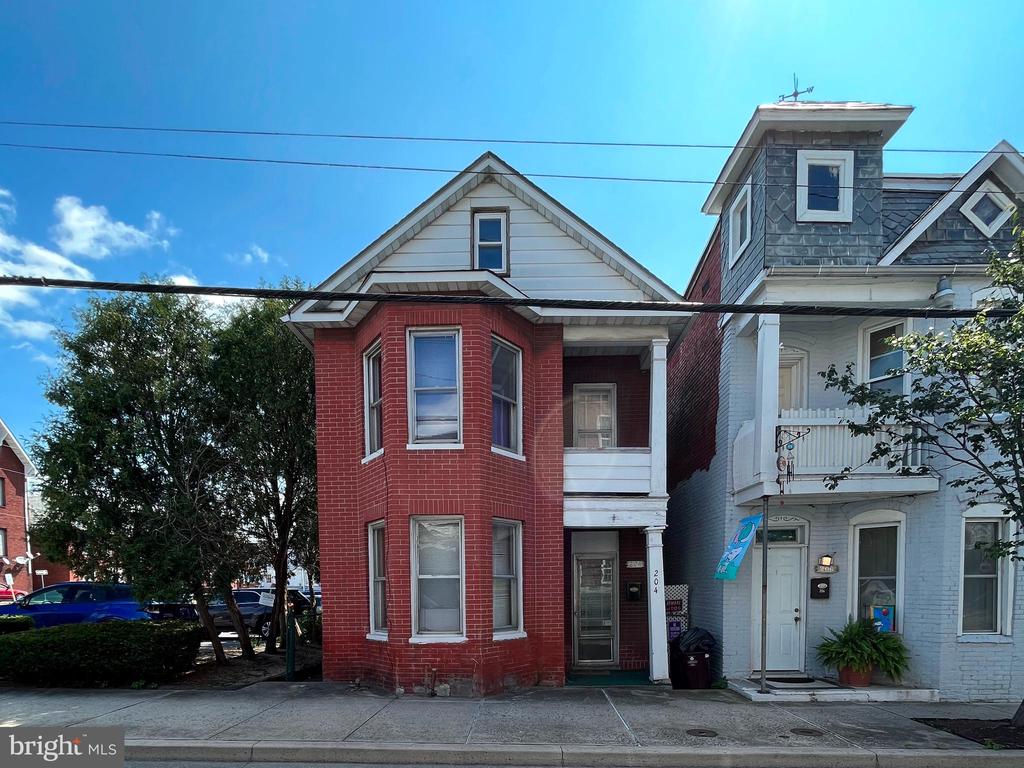 Virginia Ave, Cumberland, MD 21502
