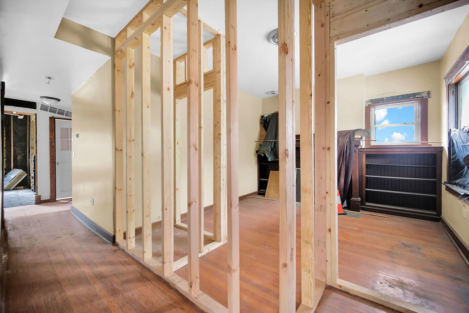 Commercial Sale in Chicago 5
