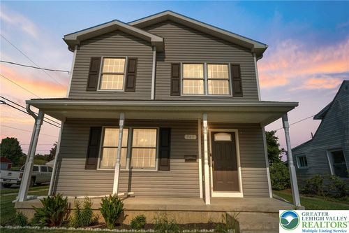 741 N Maxwell St, Allentown, PA, 18109-1933 | Card Image