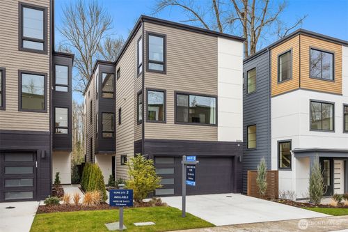 14856 HS#3 Ne 2nd Ct, Bellevue, WA, 98007 | Card Image