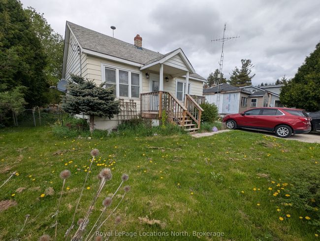 5166 County Rd 9, House other with 2 bedrooms, 1 bathrooms and 4 parking in New Lowell ON | Image 4
