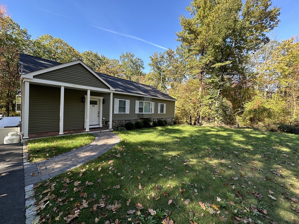 Malden St, Holden, MA 01520