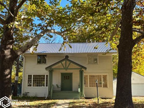 203 Highland St, Fairfield, IA, 52556-3039 | Card Image