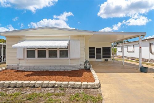 3032 Longview Ln, NORTH FORT MYERS, FL, 33917-1542 | Card Image