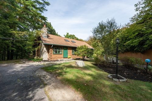 95 Howland Rd, Assonet, MA, 02702-1563 | Card Image