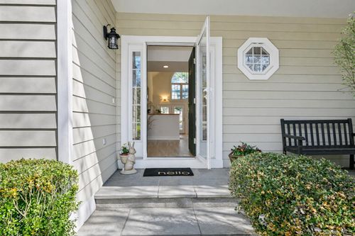 125 Cross River Rd, Mount Kisco, NY, 10549-4035 | Card Image