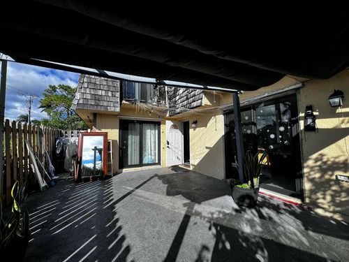 295-295 Woodland Rd, Palm Springs, FL, 33461-1072 | Card Image