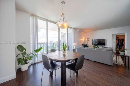 apt-2201-1250 S Miami Ave, Miami, FL, 33130-4115 | Card Image