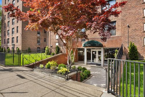 5k-65-15 38th Avenue, New York, NY, 11377 | Card Image