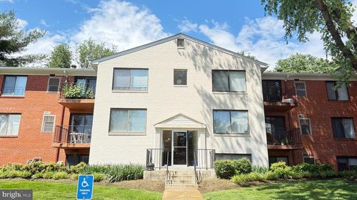 1-125 Clubhouse Dr Sw, LEESBURG, VA, 20175-4224 | Card Image