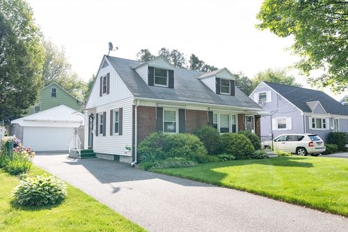 57 Bither St, Springfield, MA, 01118-2119 | Card Image
