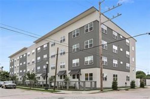 104-2100 Saint Thomas St, New Orleans, LA, 70130-4971 | Card Image