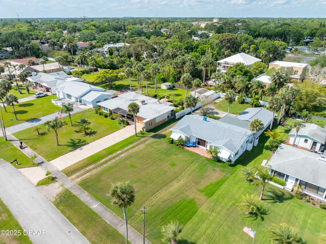 808 S Beach St, House other with 3 bedrooms, 3 bathrooms and null parking in ORMOND BEACH FL | Image 9