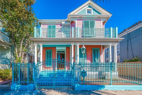 2006 25th St, Galveston, TX, 77550-7808 | Card Image