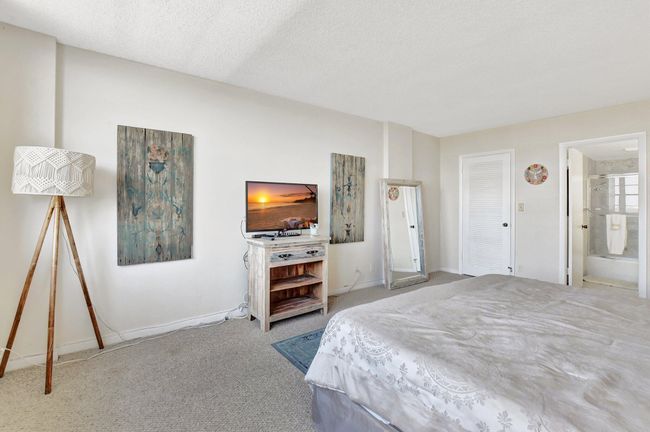 APT-1406W - 2121 N Ocean Blvd, Condo with 2 bedrooms, 2 bathrooms and null parking in Boca Raton FL | Image 20