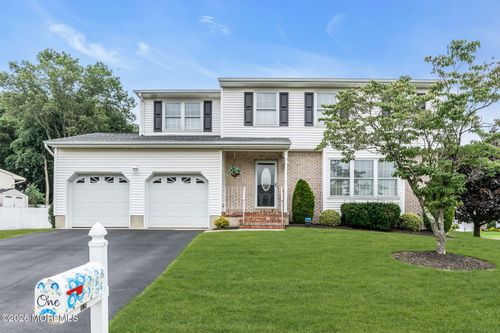 1 Trent Rd, Tinton Falls, NJ, 07753-7916 | Card Image