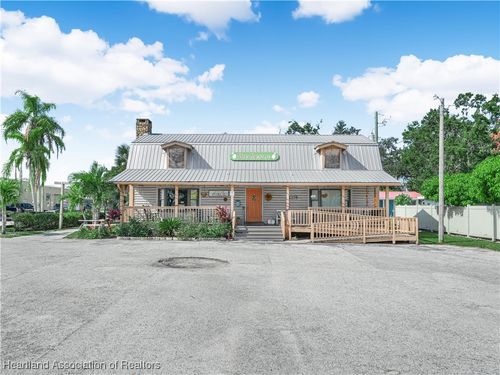 401 N 6th Ave, WAUCHULA, FL, 33873-2201 | Card Image