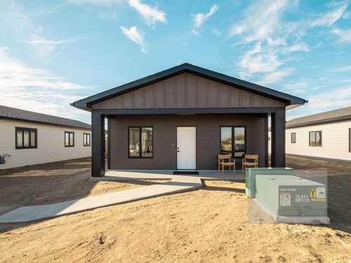 7038 48 Street, Taber, AB, T1G0G7 | Card Image