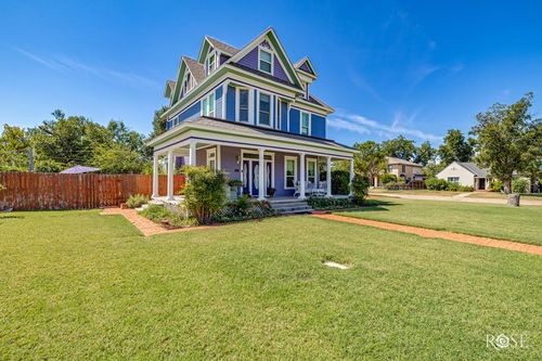 521 W Highland Blvd, San Angelo, TX, 76903-7207 | Card Image