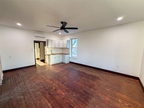 b-107 E Stone St, Collinsville, TX, 76233-5418 | Card Image