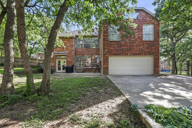 Rear Entry Garage | Image 7