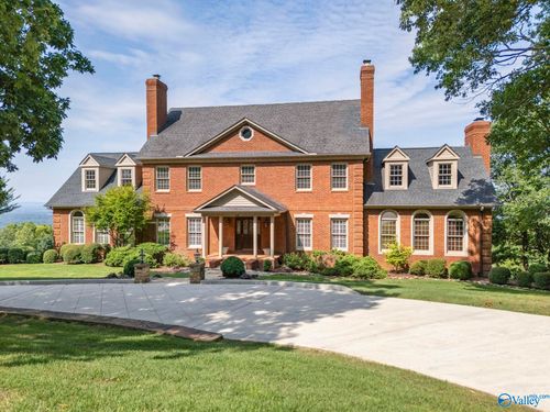 32 Asbury Rd Se, Huntsville, AL, 35801-1102 | Card Image