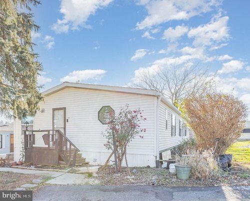 203 Oakfield Ct W, LANCASTER, PA, 17603-2104 | Card Image