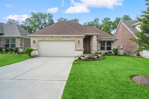 12117 Creekside Villas Ct, Conroe, TX, 77304-2979 | Card Image