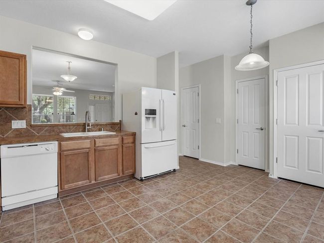 23807 Township Elm St, Townhouse with 3 bedrooms, 3 bathrooms and null parking in Spring TX | Image 8