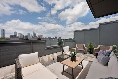e-1815 Browder St, Dallas, TX, 75215-2014 | Card Image