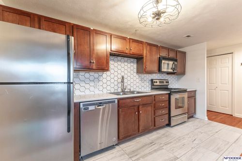 309-105 N 31st Ave, Omaha, NE, 68131-2915 | Card Image