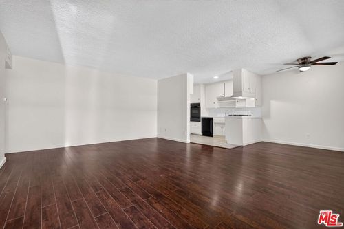 7-15540 Moorpark St, Encino, CA, 91436-1600 | Card Image