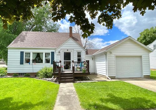 209 Prairie St N, Comfrey, MN, 56019-1001 | Card Image