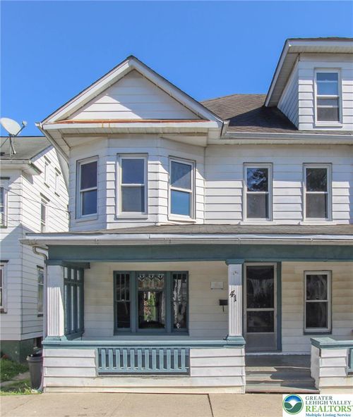 41 N 4th St, Bangor, PA, 18013-1809 | Card Image