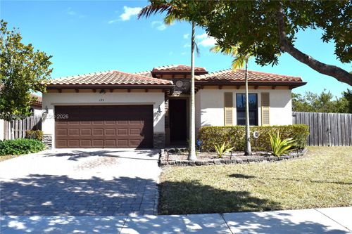 195 Se 24th Ave, Homestead, FL, 33033-6261 | Card Image