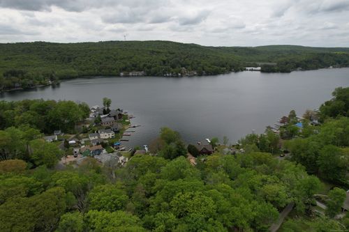 638 &amp; 640 Jewel Rd, Winchester, CT, 06098 | Card Image